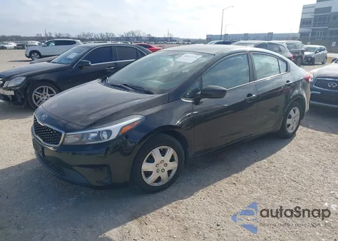2018 Kia Forte Lx z USA, uszkodzony, nr VIN 3KPFL4A74JE164008